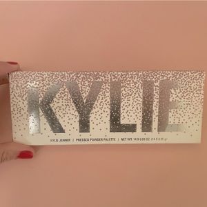 Limited Edition — Kylie Cosmetics Valentines Makeup Palette - New In Box